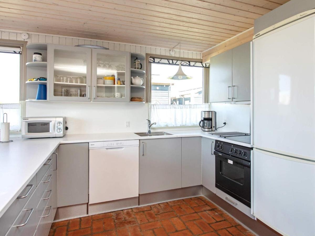 6 Person Holiday Home In Блокхус Екстериор снимка